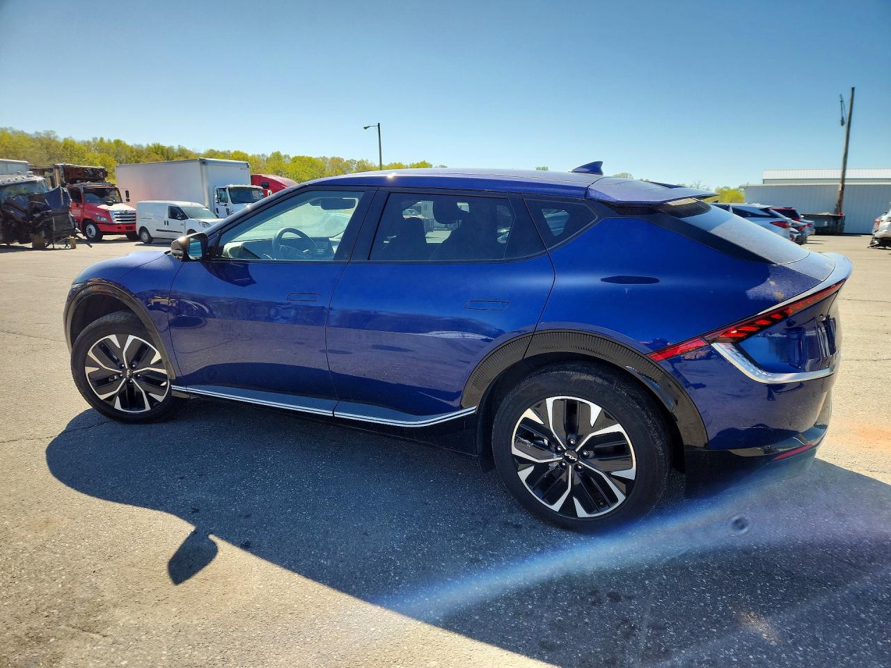 2024 Kia All other VIN KNDC34LA3R5214318 photo 2