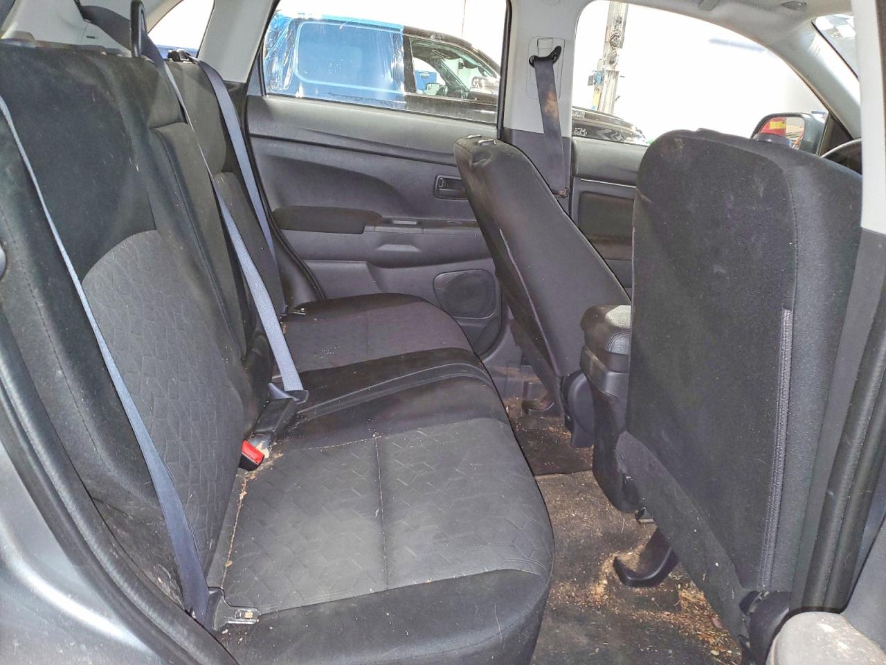 2021 Mitsubishi Outlander VIN JA4AJUAU0MU606644 photo 11