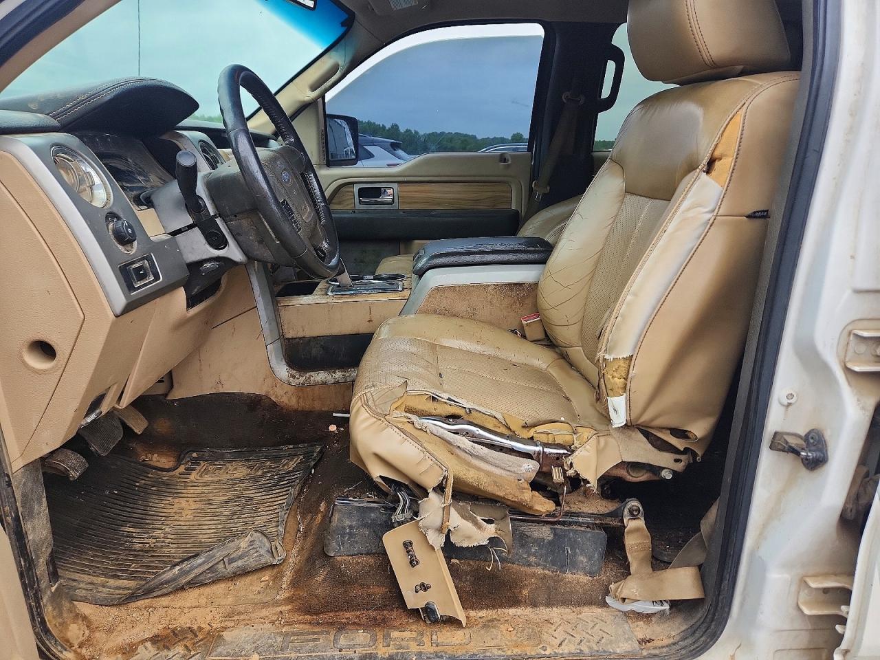 2011 Ford F150 VIN 1FTFW1CTXBFC63147 photo 7