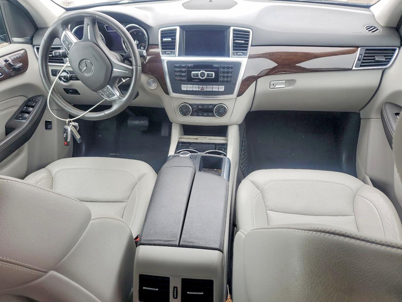 2014 Mercedes-Benz M-class VIN 4JGDA5HB2EA384264 photo 8