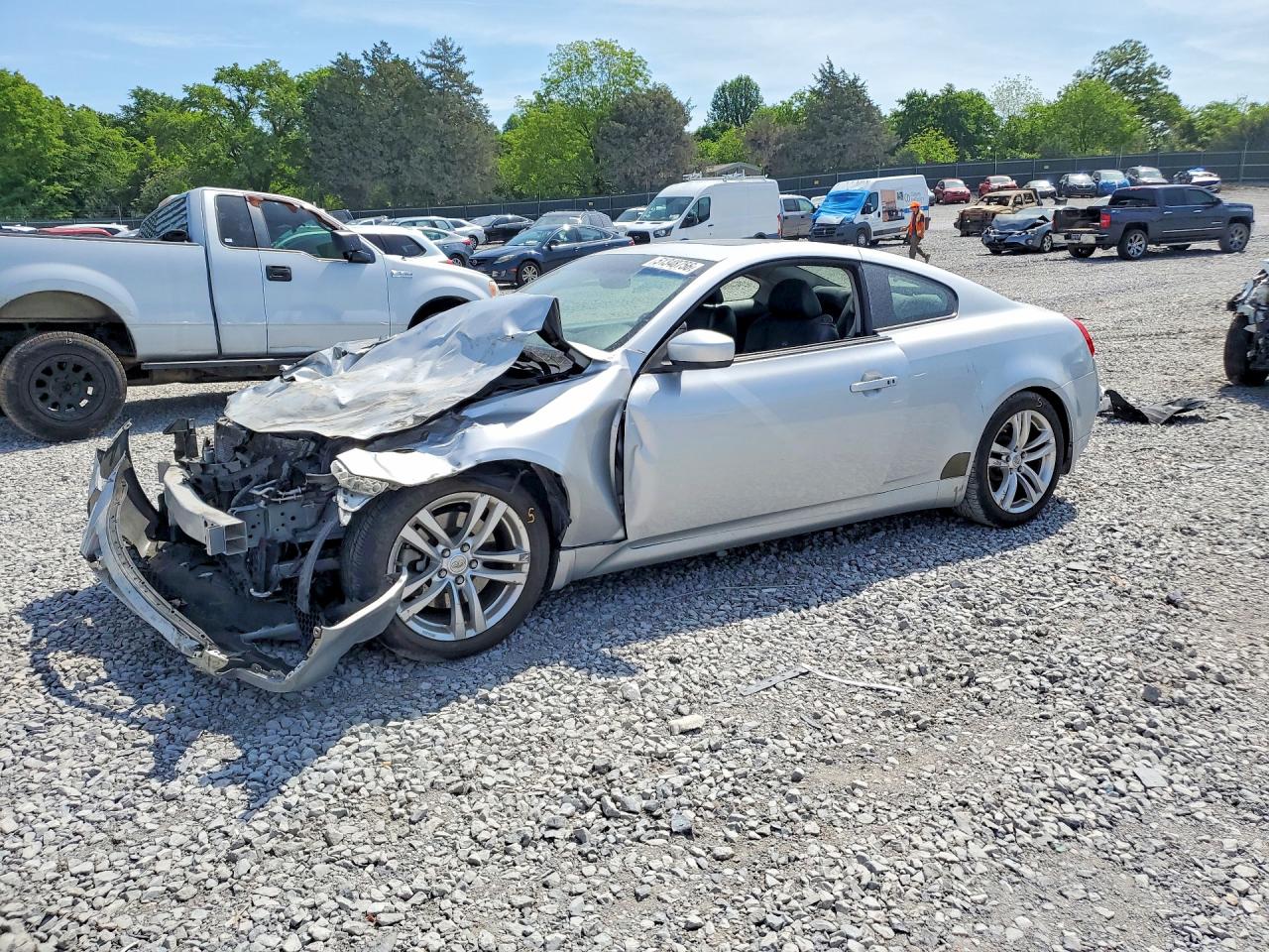 2010 Infiniti G37 VIN JN1CV6EK8AM101876 photo 1