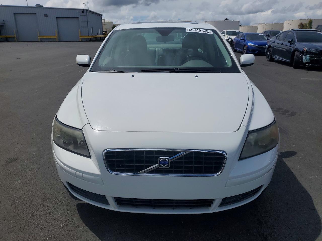 2005 Volvo S40 VIN YV1MS390452101810 photo 5