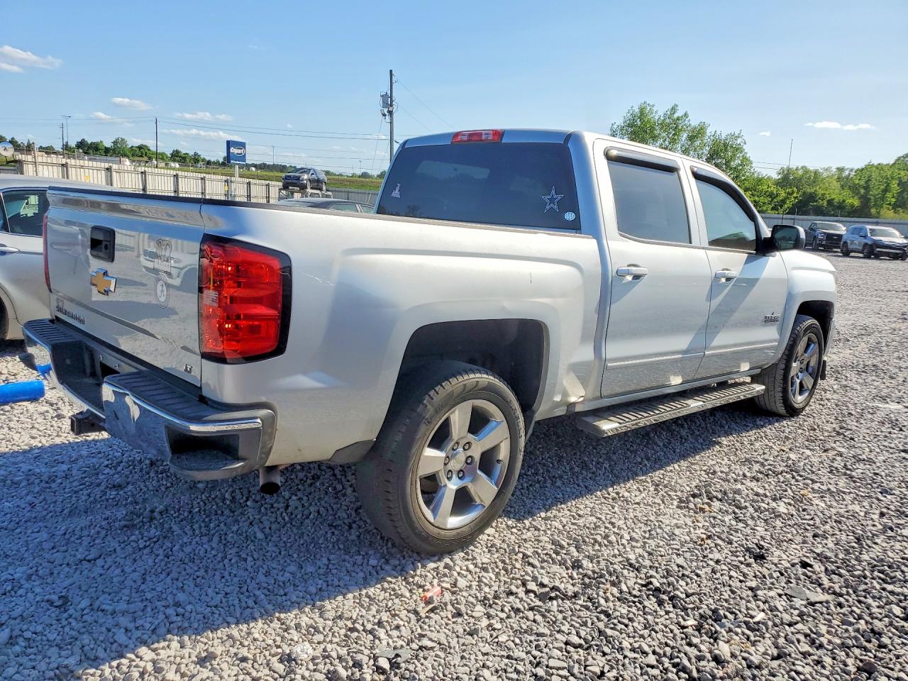 2016 Chev Silverado VIN 3GCPCREC9GG138168 photo 3