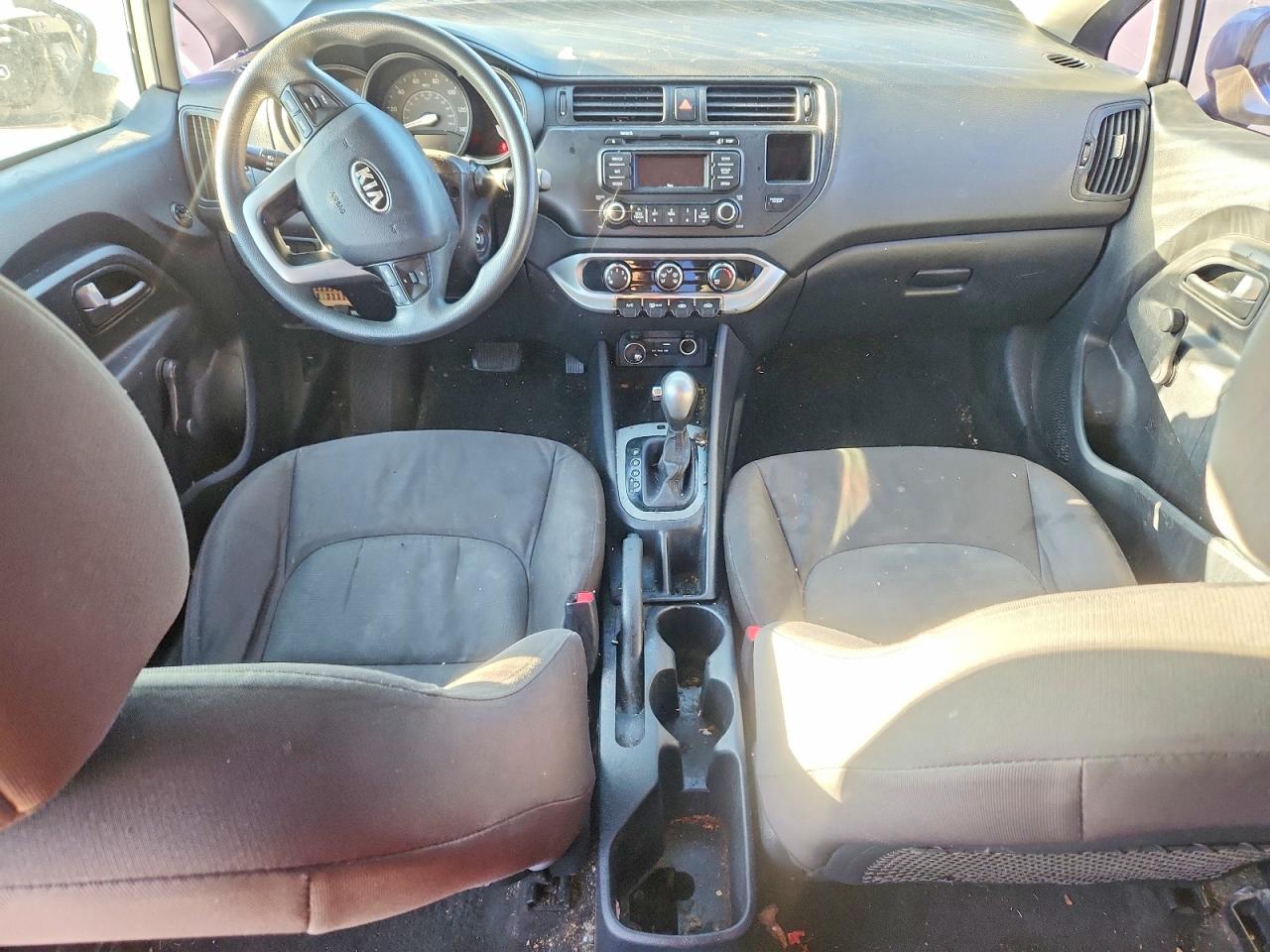 2015 Kia Rio VIN KNADM4A34F6517861 photo 8
