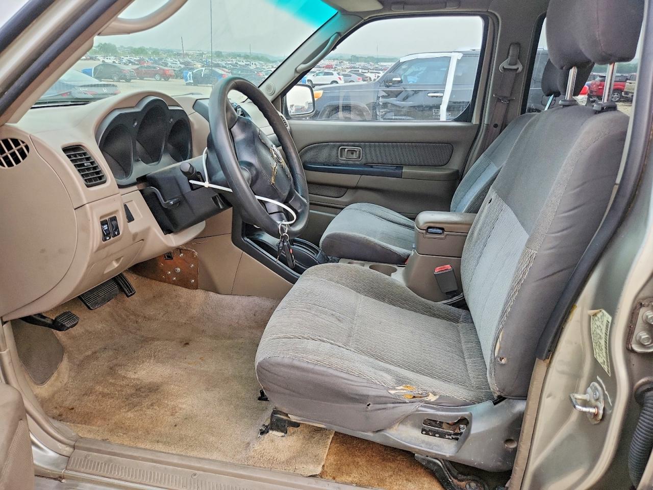 2002 Nissan Frontier VIN 1N6ED29X22C323566 photo 7