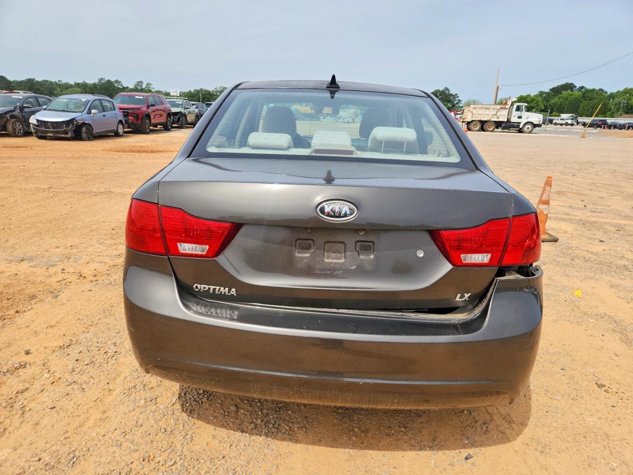 2010 Kia Optima VIN KNAGG4A84A5377518 photo 6