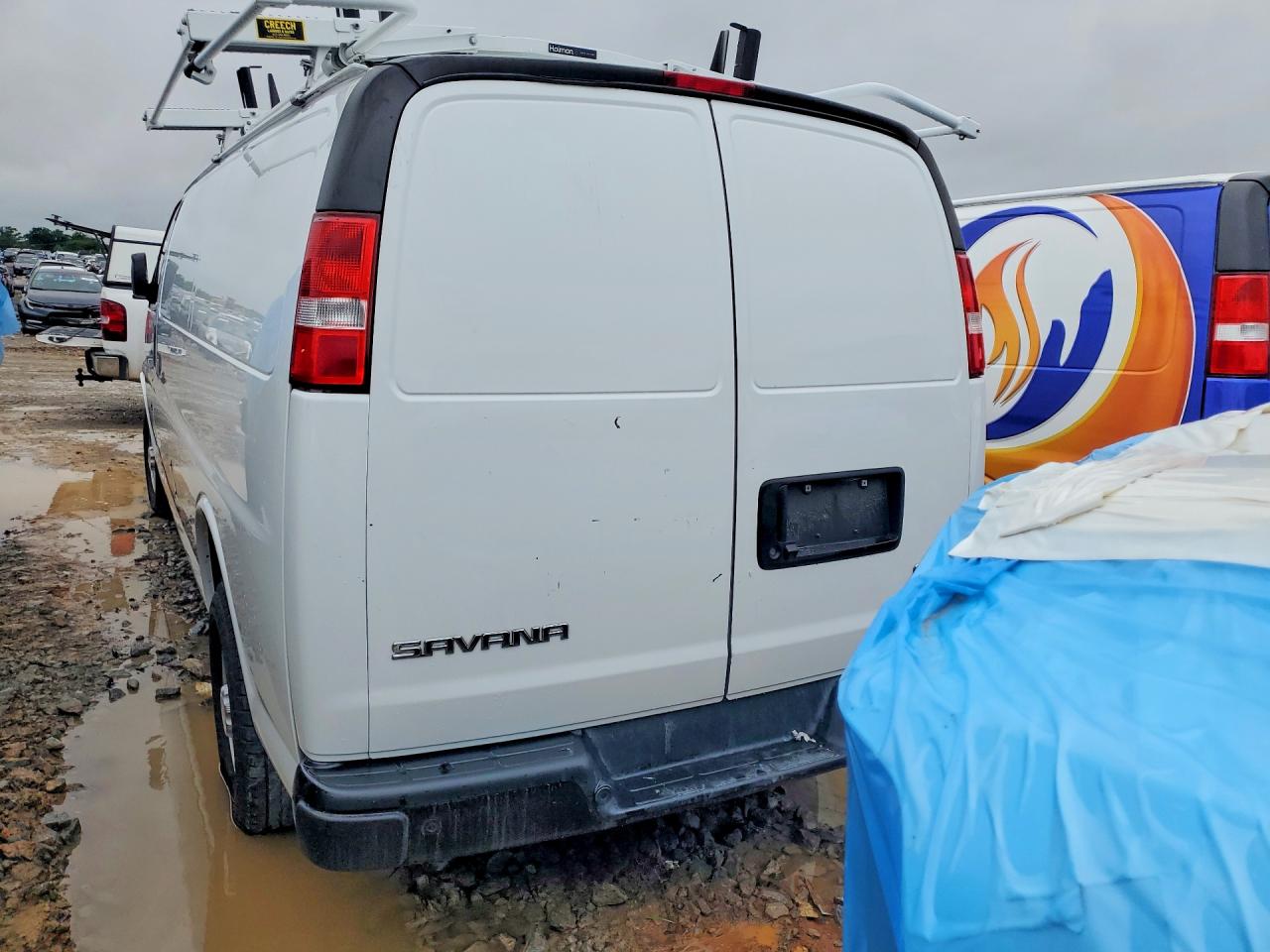 2023 GMC Savana VIN 1GTW7BFP9P1117683 photo 6