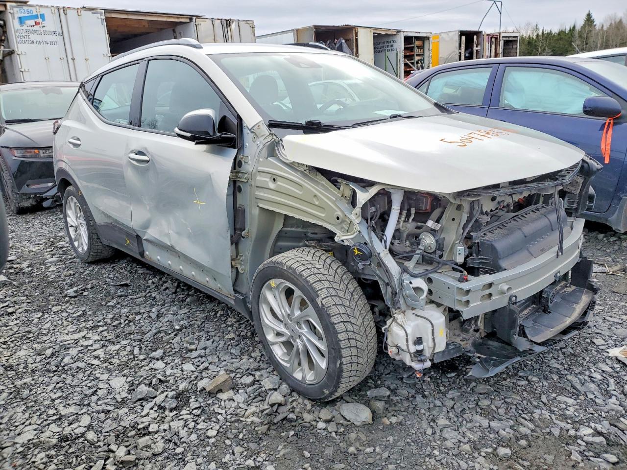 2022 Chevrolet Bolt VIN 1G1FY6S09N4126739 photo 4