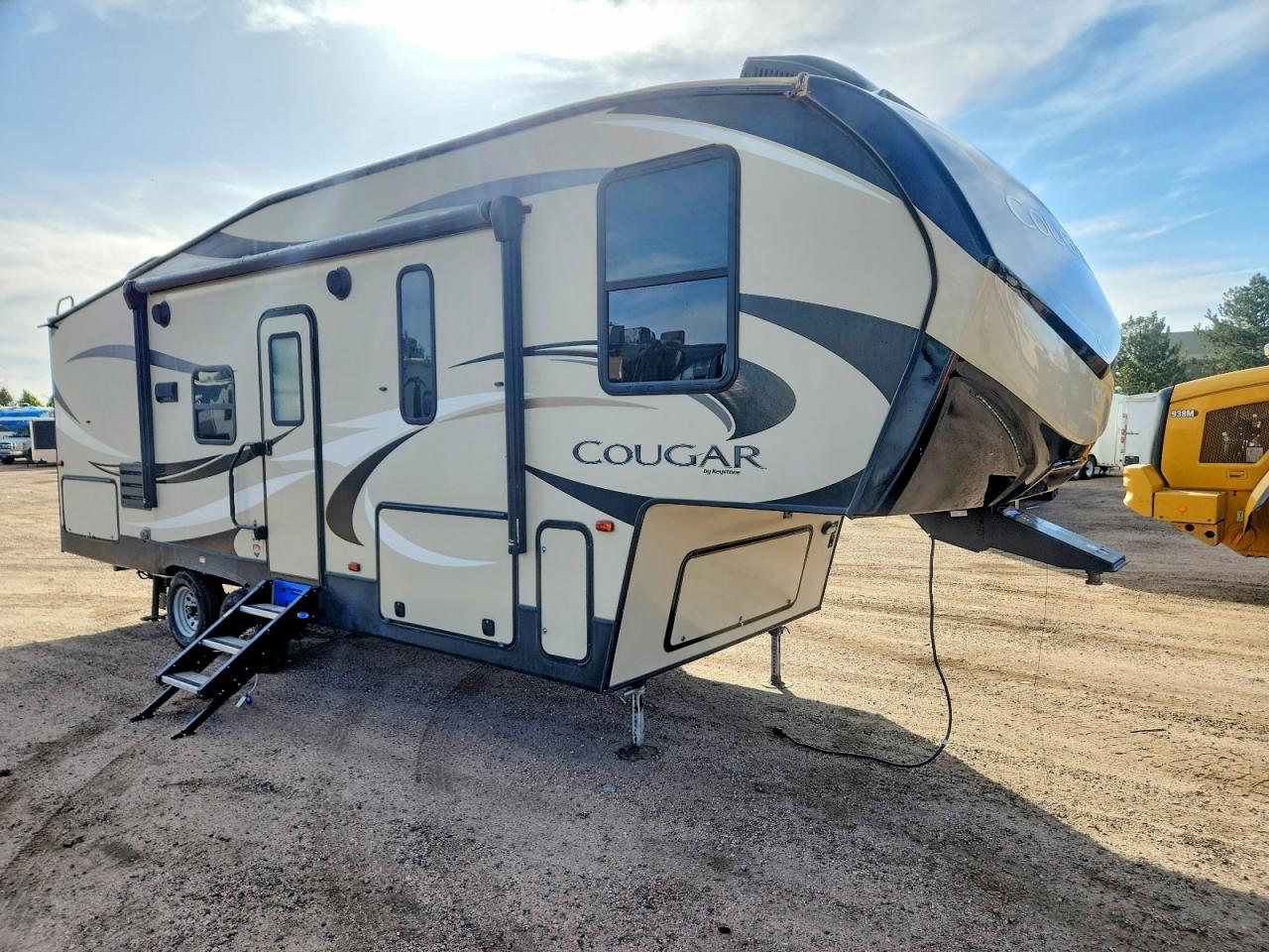 2019 KEYSTONE Cougar VIN 4YDF25R21KV505781 photo 1