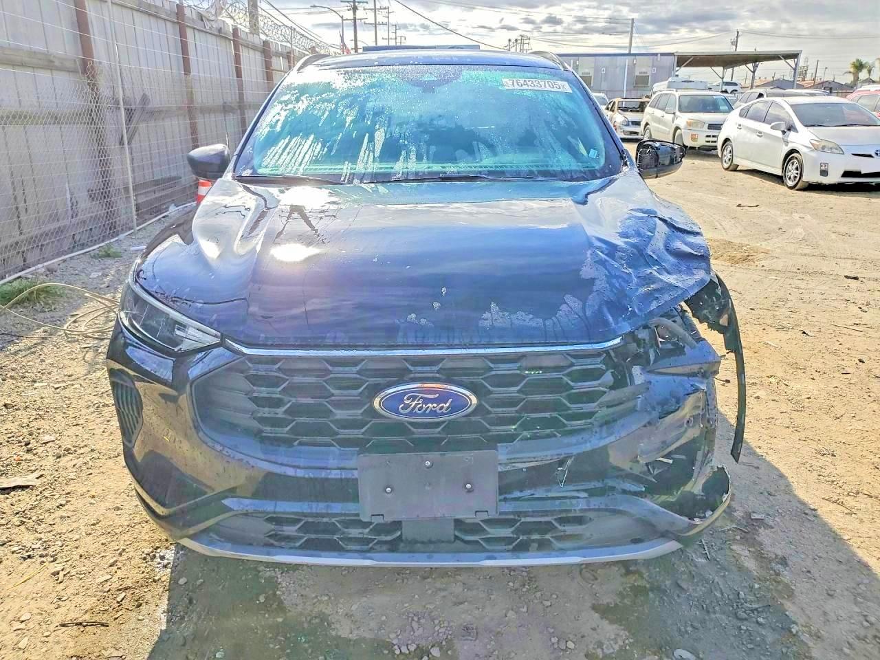 2024 Ford Escape VIN 1FMCU9MN5RUA64175 photo 5