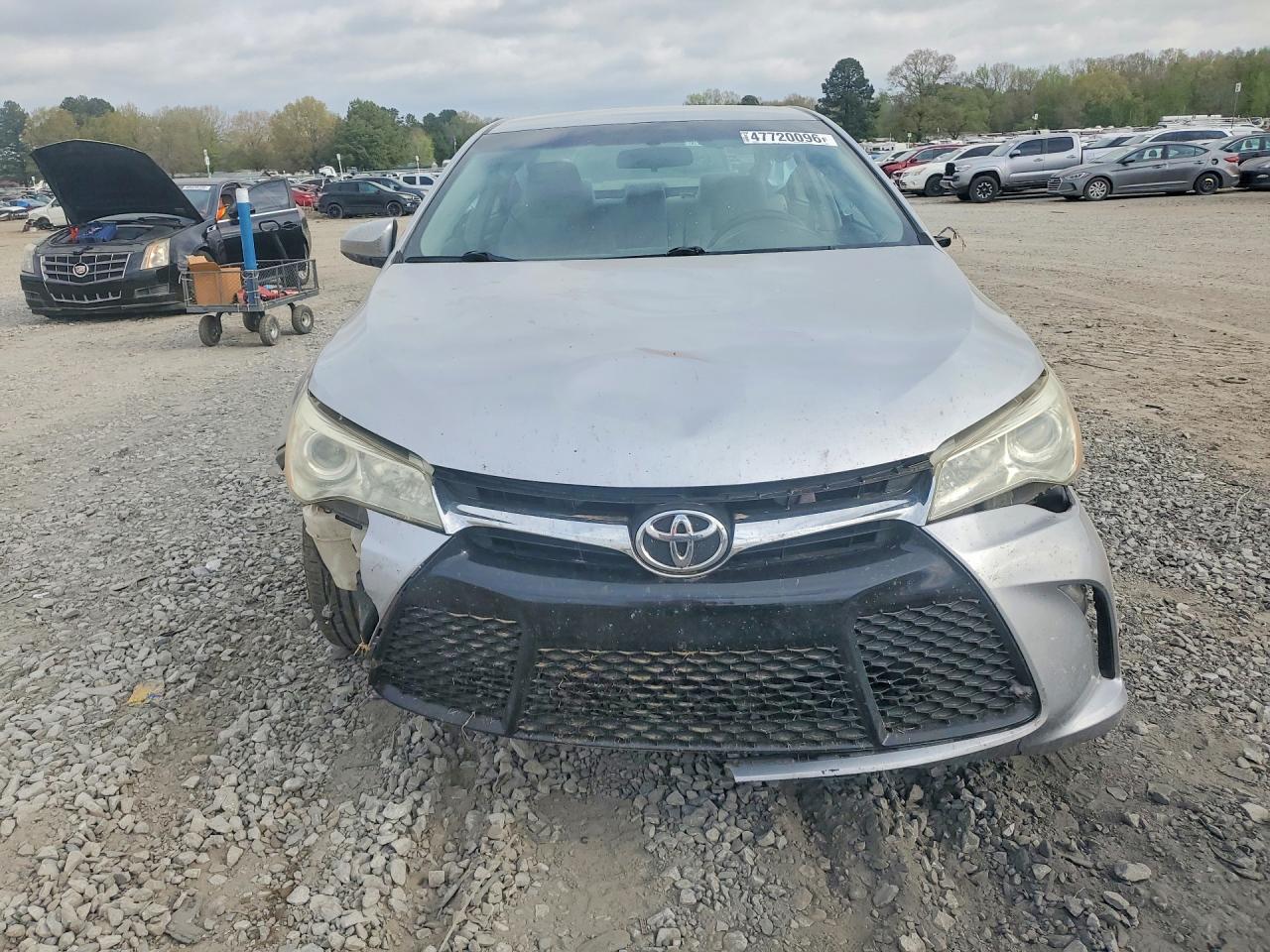 2015 Toyota Camry VIN 4T4BF1FK7FR469336 photo 5