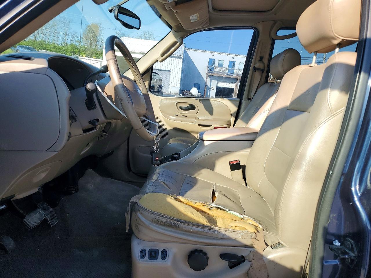 2003 Ford F150 VIN 1FTRW07L03KD05173 photo 7