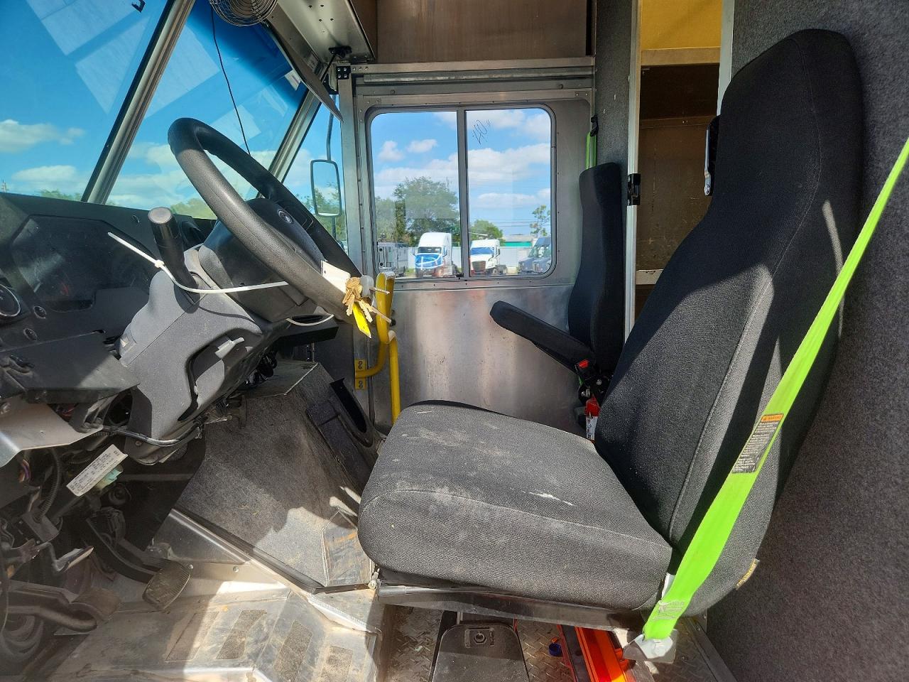 2023 Ford Econoline VIN 1FC4E4KN6PDD06917 photo 5