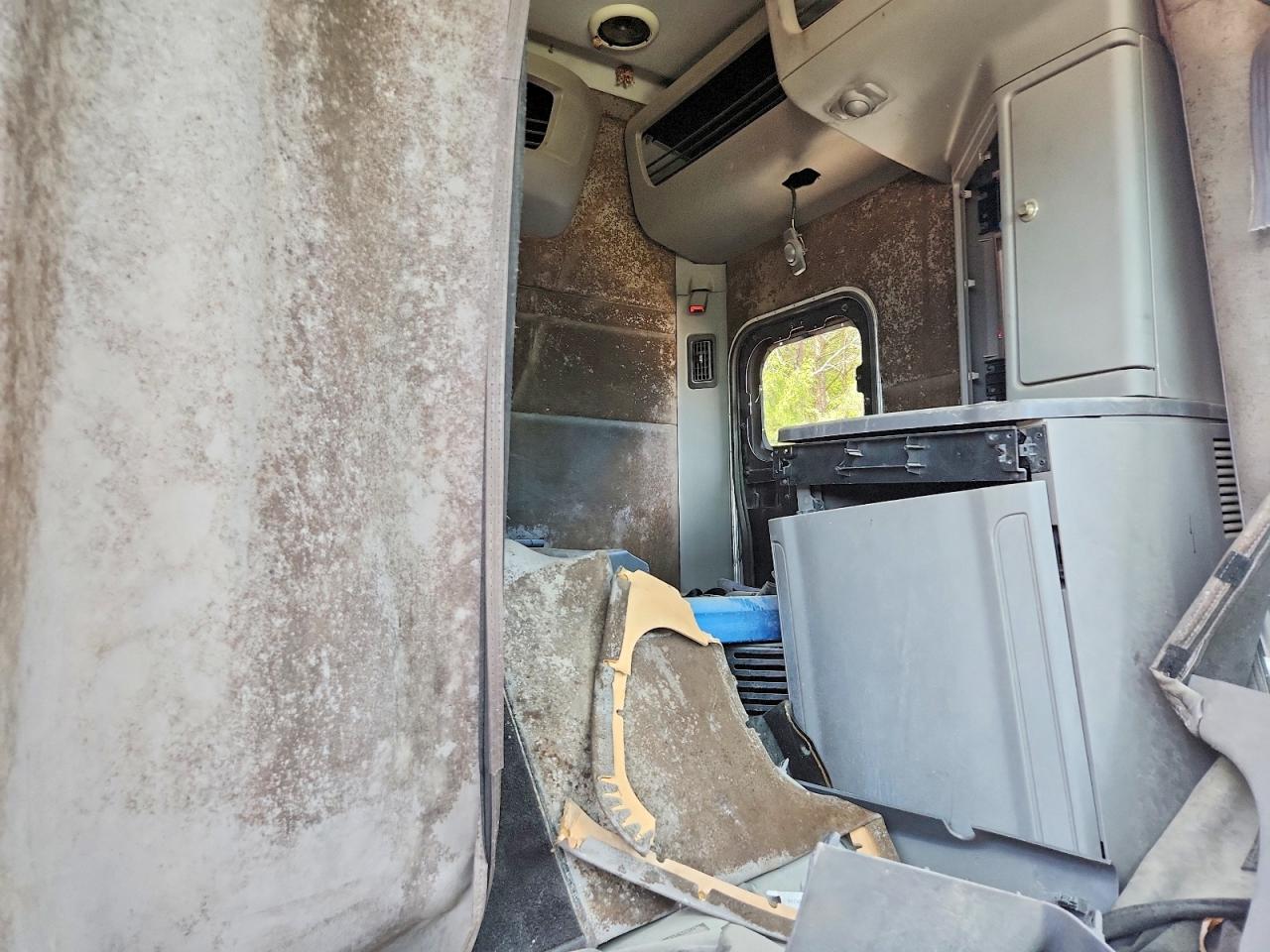 2015 PETERBILT All other VIN 1XPBDP9X5FD254258 photo 6