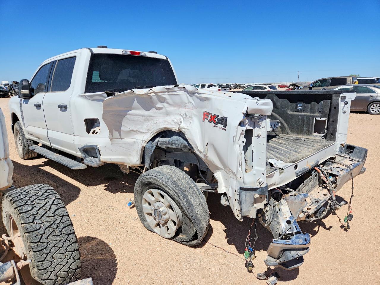 2024 Ford F250 VIN 1FT7W2BT6REC30478 photo 2