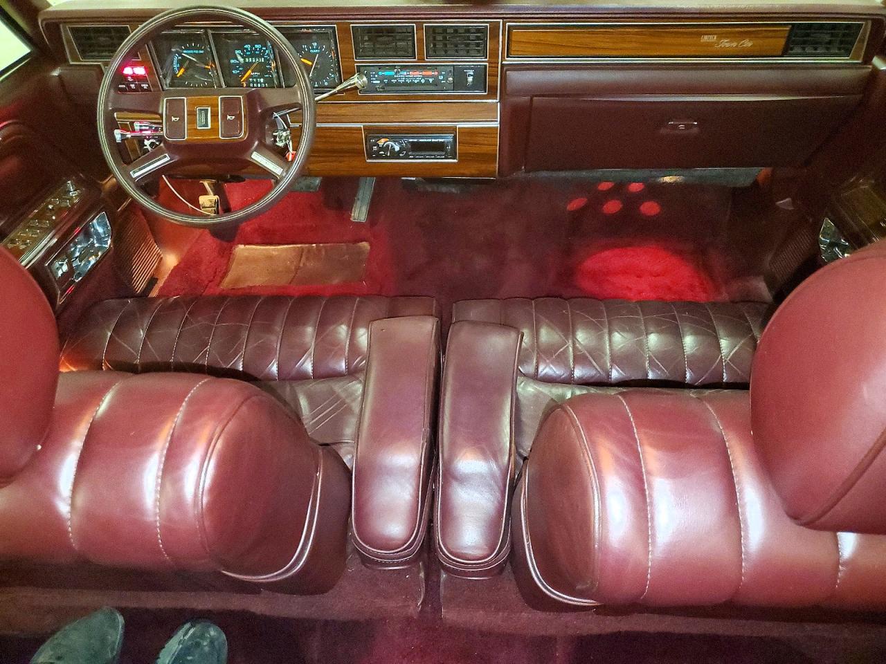1988 LINCOLN Towncar VIN 1LNBM81F9JY842929 photo 8
