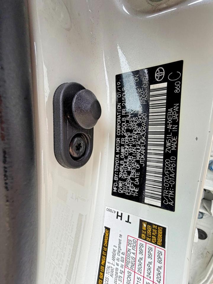 2019 Toyota Prius VIN JTDKARFU5K3069420 photo 10