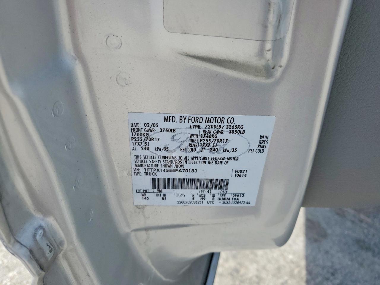 2005 Ford F150 VIN 1FTPX14555FA70183 photo 12