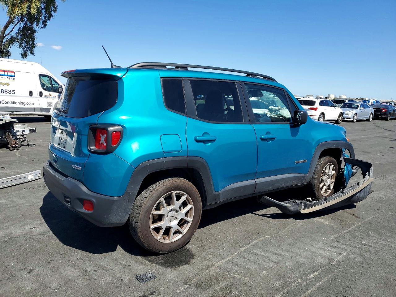 2022 Jeep Renegade VIN ZACNJDB13NPN98065 photo 3