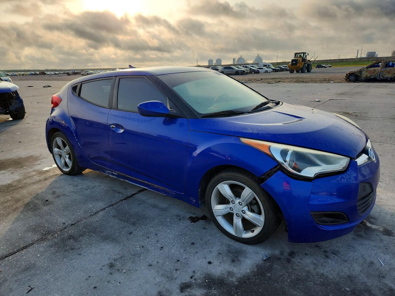 2014 Hyundai Veloster VIN KMHTC6AD1EU207274 photo 4