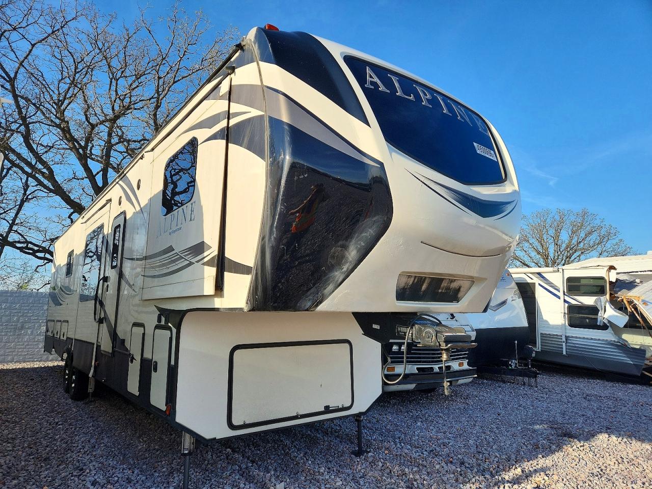 2019 KEYSTONE Alpine 370 VIN 4YDF3702XKE780362 photo 1
