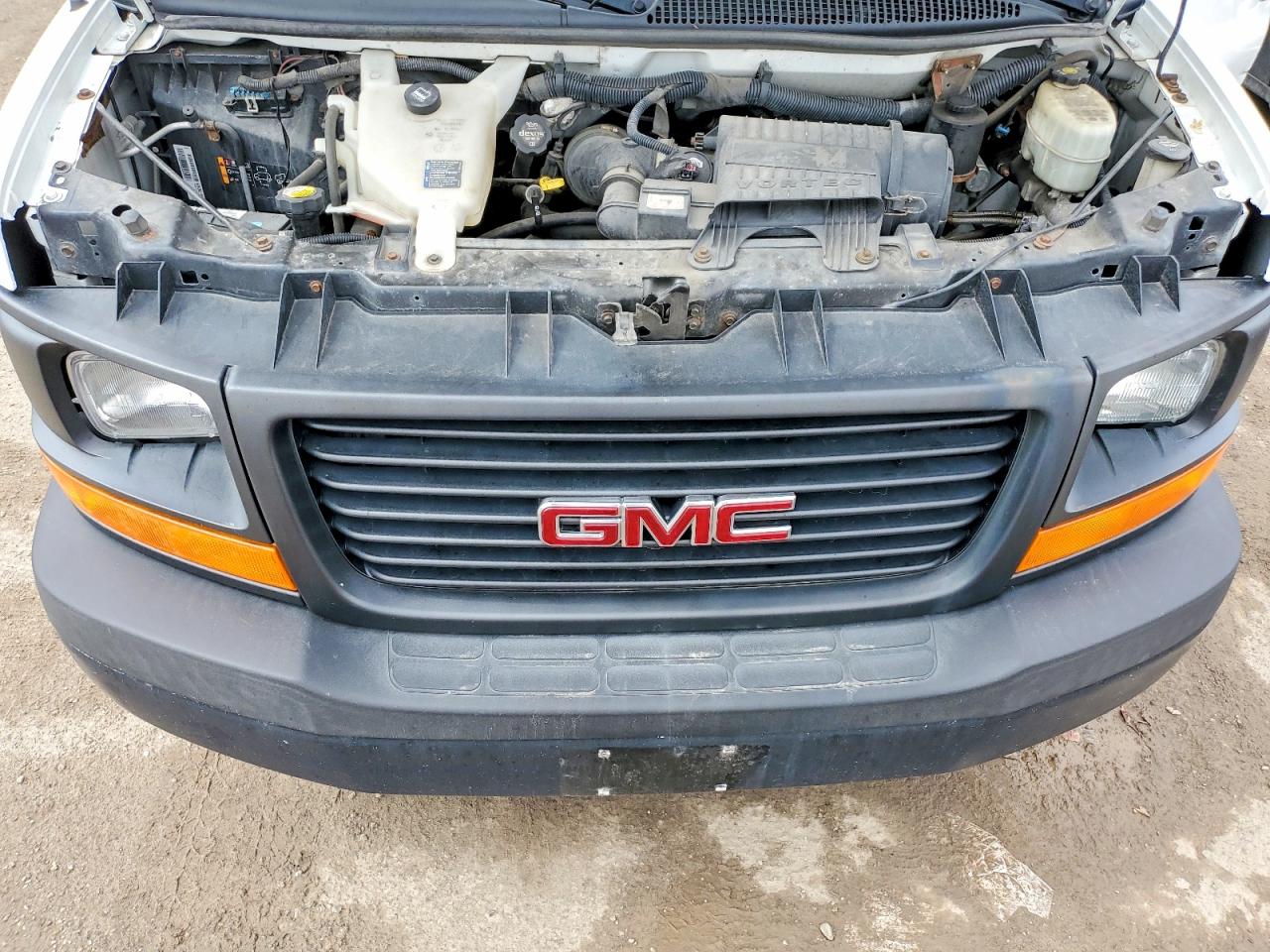 2014 GMC Savana VIN 1GTW7GCA0E1143549 photo 11