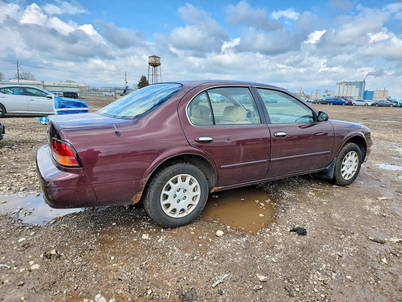 1998 Nissan Maxima VIN JN1CA21DXWT607119 photo 3