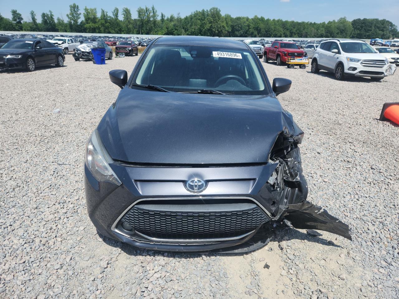 2019 Toyota Yaris VIN 3MYDLBYV6KY513350 photo 5