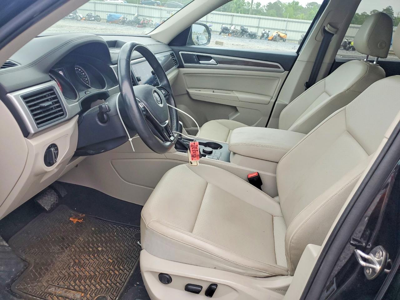 2019 Volkswagen Atlas VIN 1V2UR2CA0KC588666 photo 7