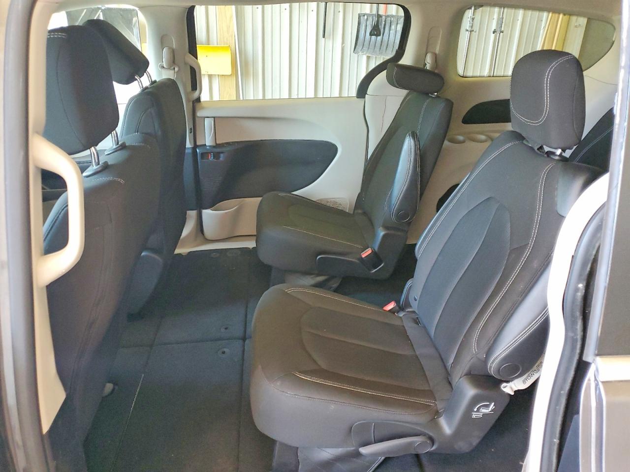 2023 CHRYSLER Minivan VIN 2C4RC1CG4PR534597 photo 11