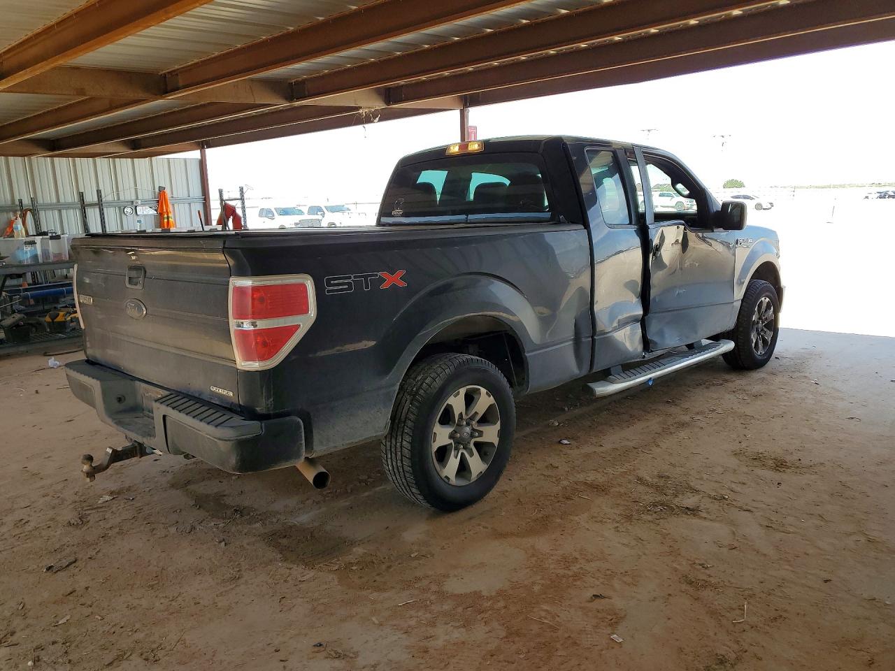 2013 Ford F150 VIN 1FTFX1CF4DFB82056 photo 3