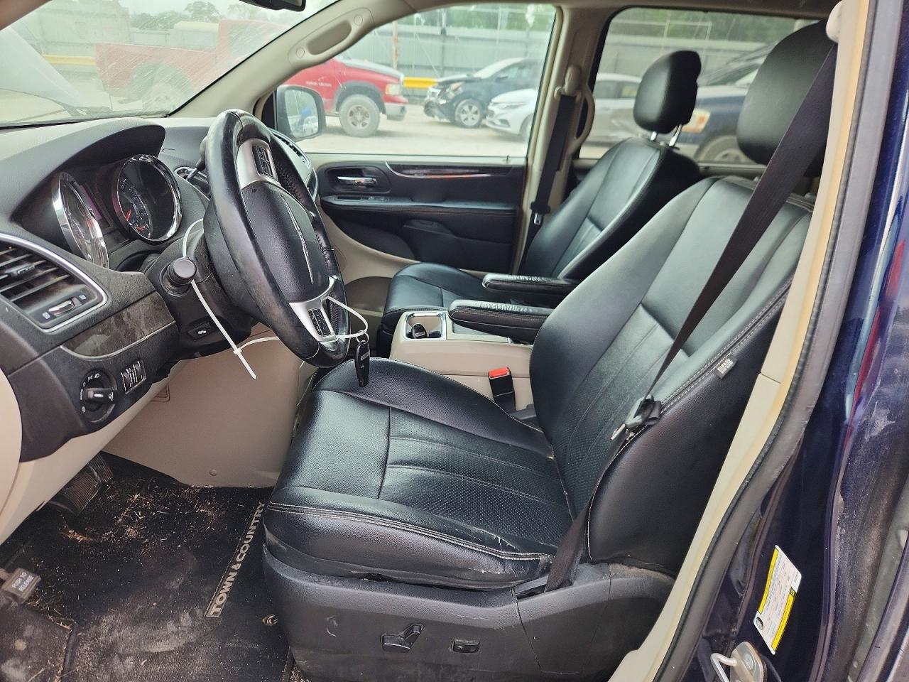 2014 Chrysler Minivan VIN 2C4RC1CG4ER228674 photo 7