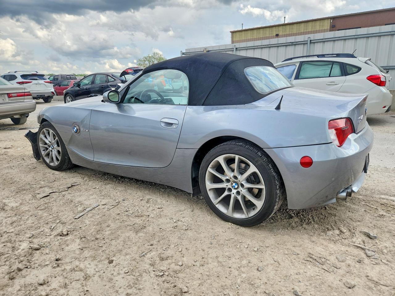 2006 BMW Z4 VIN 4USBU53576LX00505 photo 2