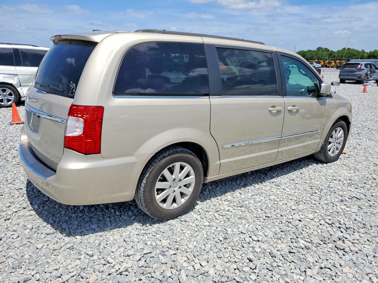 2016 Chrysler Minivan VIN 2C4RC1BG8GR280376 photo 3