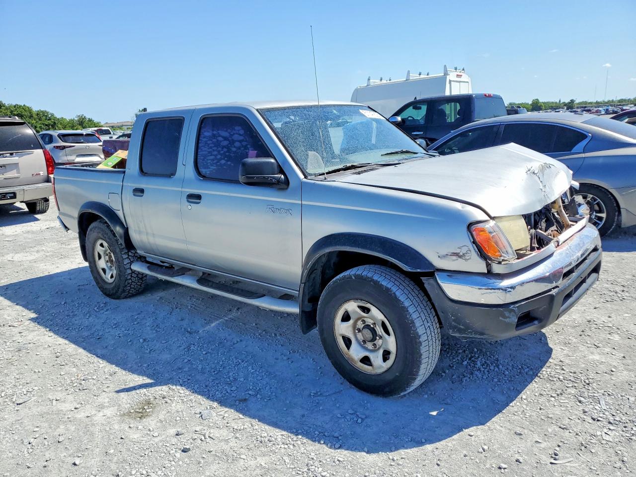 2000 NISSAN Frontier VIN 1N6ED27T4YC325831 photo 4