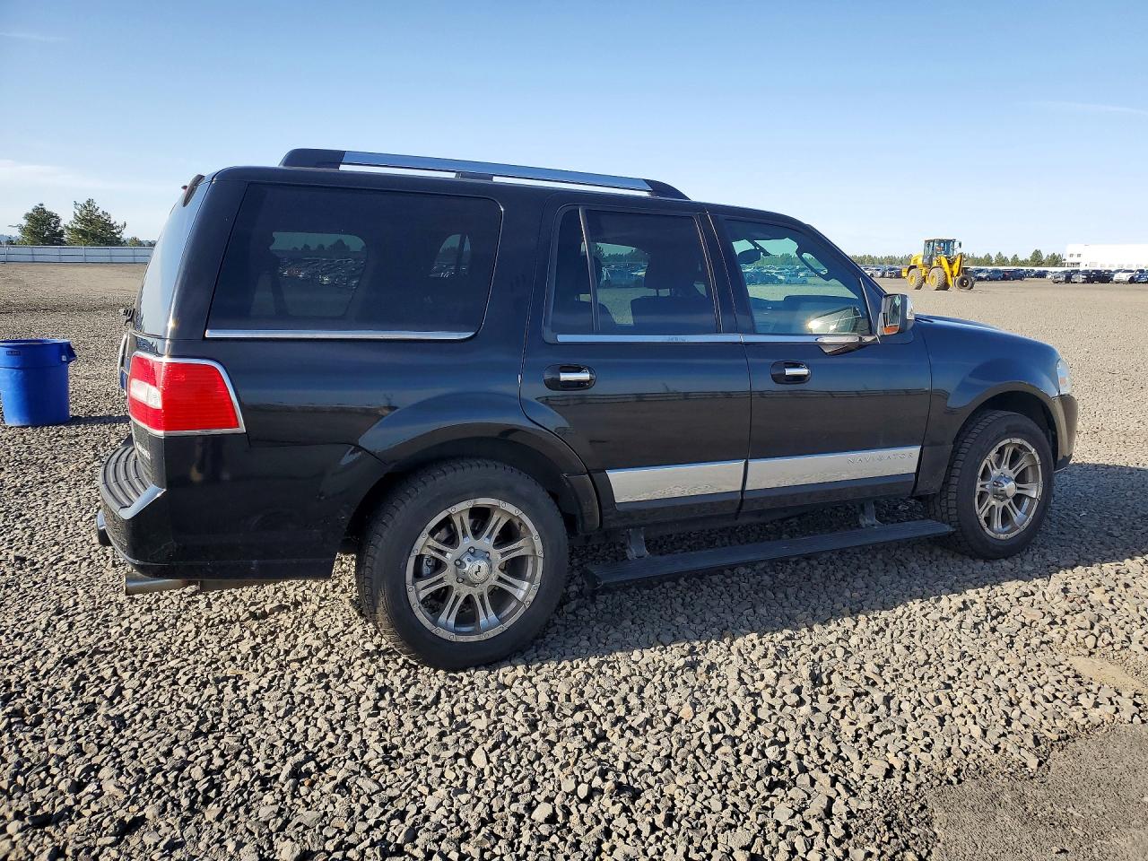 2008 LINCOLN Navigator VIN 5LMFU28578LJ04790 photo 3