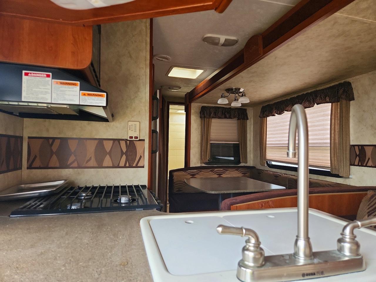 2010 KEYSTONE Couga29rks VIN 4YDT30B28A2504737 photo 6