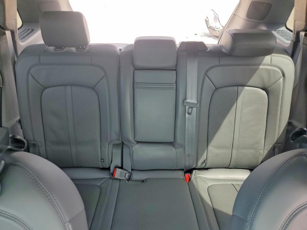 2019 Lincoln Nautilus VIN 2LMPJ6LP8KBL45642 photo 10