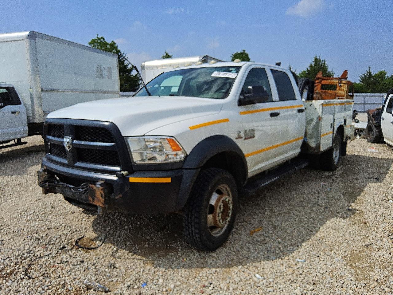 2017 Ram 5500 VIN 3C7WRNEL9HG676893 photo 1