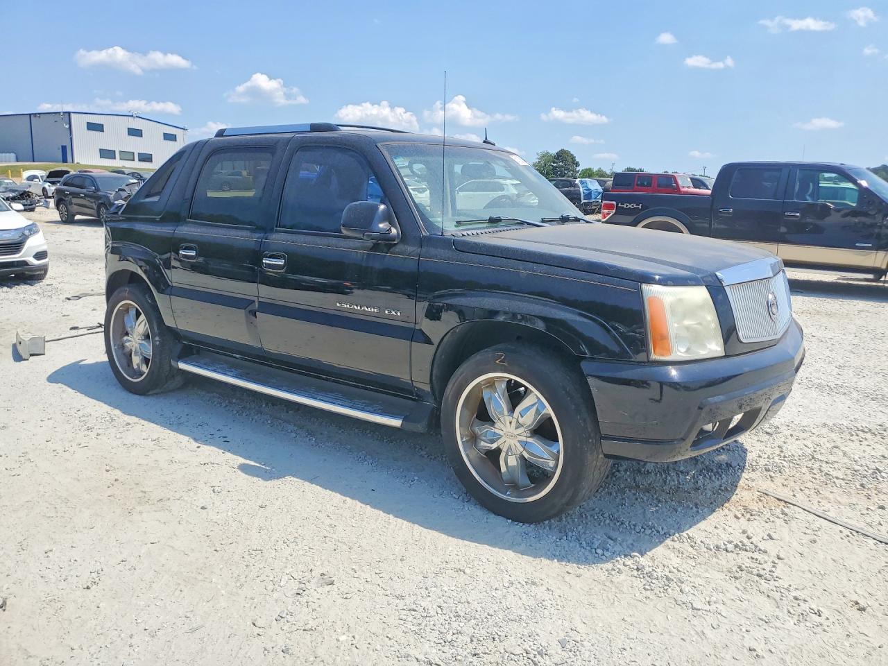 2003 Cadillac Escalade VIN 3GYEK63N23G165147 photo 4