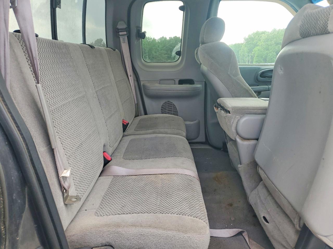 2002 Ford F150 VIN 1FTRX18L12NA53383 photo 10
