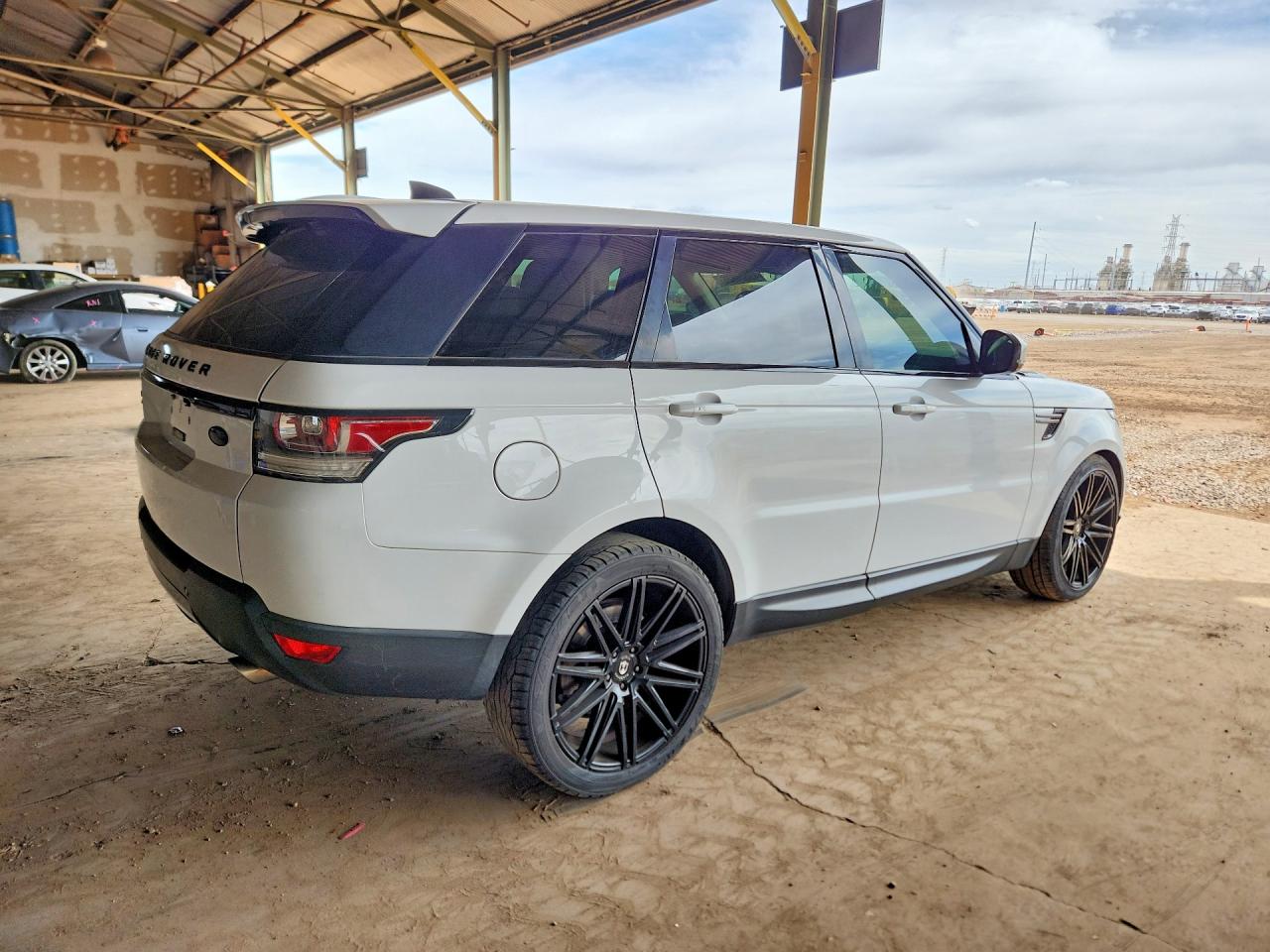 2017 Land Rangerover VIN SALWG2FV8HA141594 photo 3