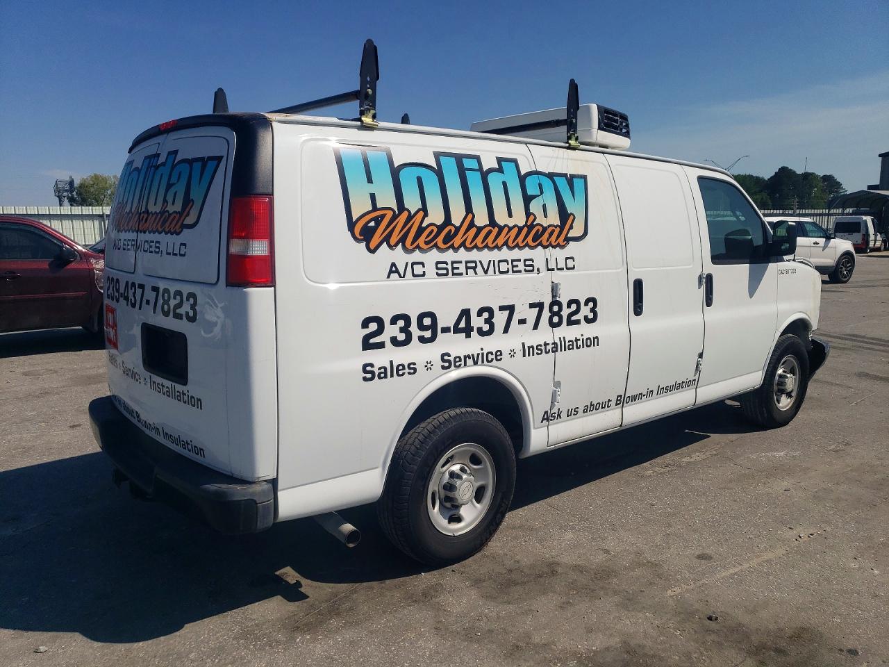 2017 CHEV Express VIN 1GCWGAFF7H1119967 photo 3