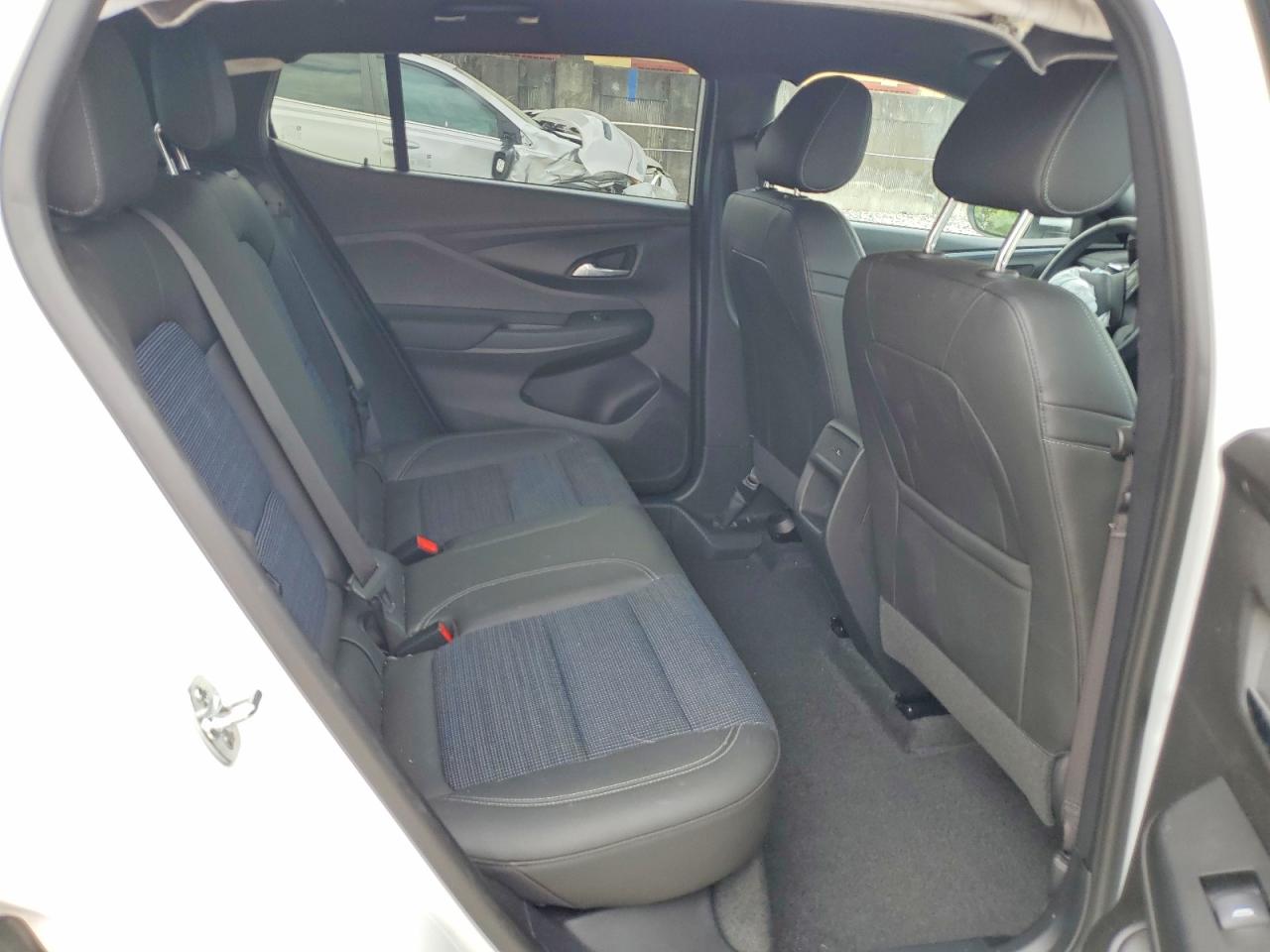 2025 BUICK All other VIN KL47LAEP1SB200081 photo 10