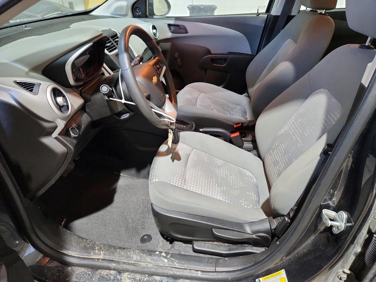 2020 Chevrolet SONIC VIN 1G1JB5SB9L4137440 photo 7