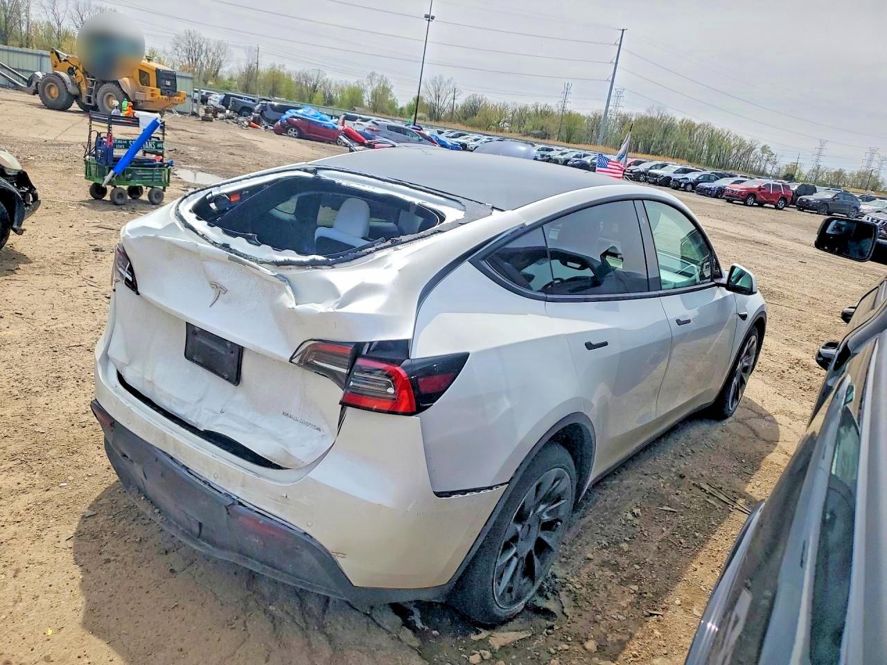2020 Tesla Model y VIN 5YJYGDEE8LF039550 photo 3