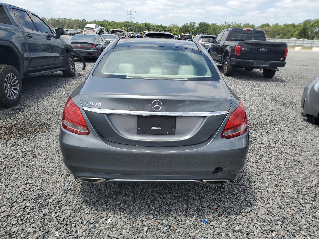 2017 Mercedes-Benz C class VIN 55SWF4JB7HU202975 photo 6