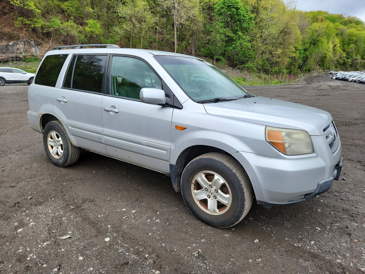 2008 Honda Pilot VIN 5FNYF182X8B055954 photo 4