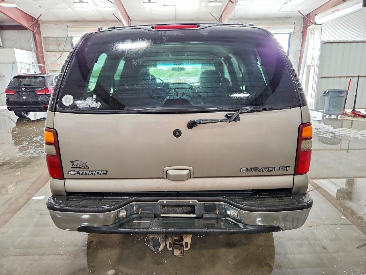 2001 Chevrolet Tahoe VIN 1GNEK13T21J142543 photo 6