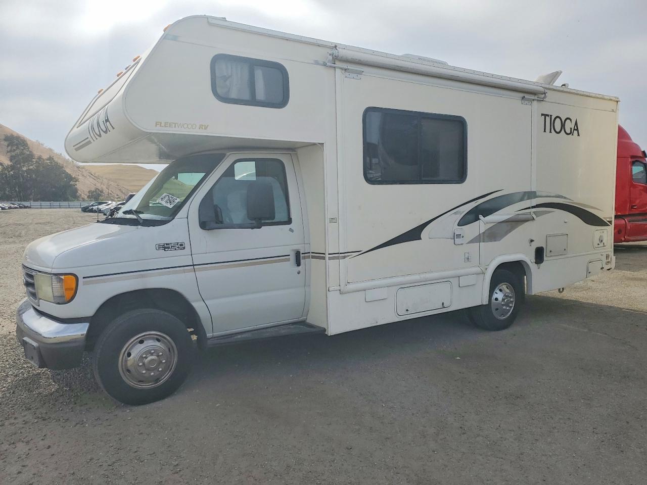 2003 FLEETWOOD Econoline VIN 1FDXE45S93HA44100 photo 2